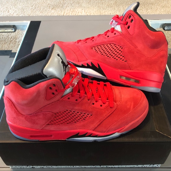 Nike Other - 2017 NIKE AIR JORDAN V 5 RETRO UNIVERSITY RED 8.5